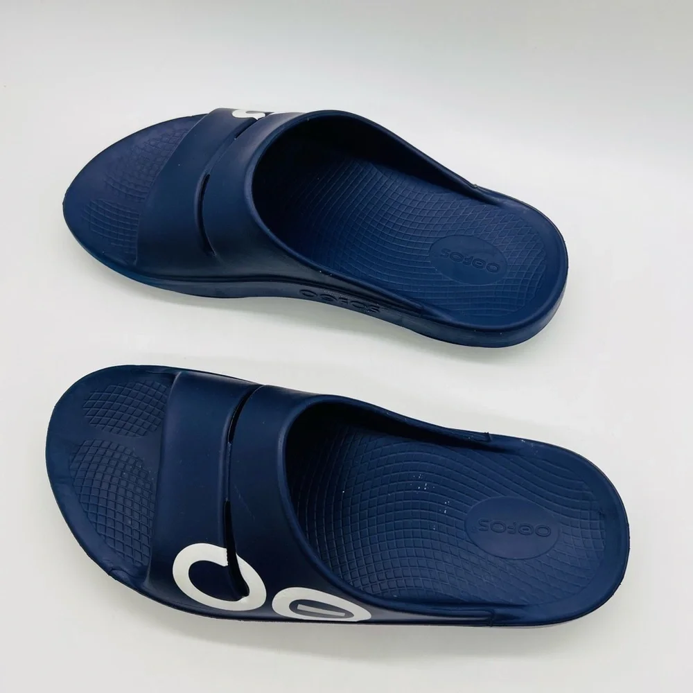 OOFOS Navy Blue Men's Ski On Recovery Sandals Size 11